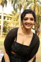 Ritika Singh at Valari Trailer Launch
